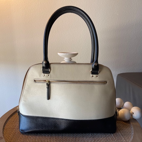 Kate spade Purse - Picture 2 of 6